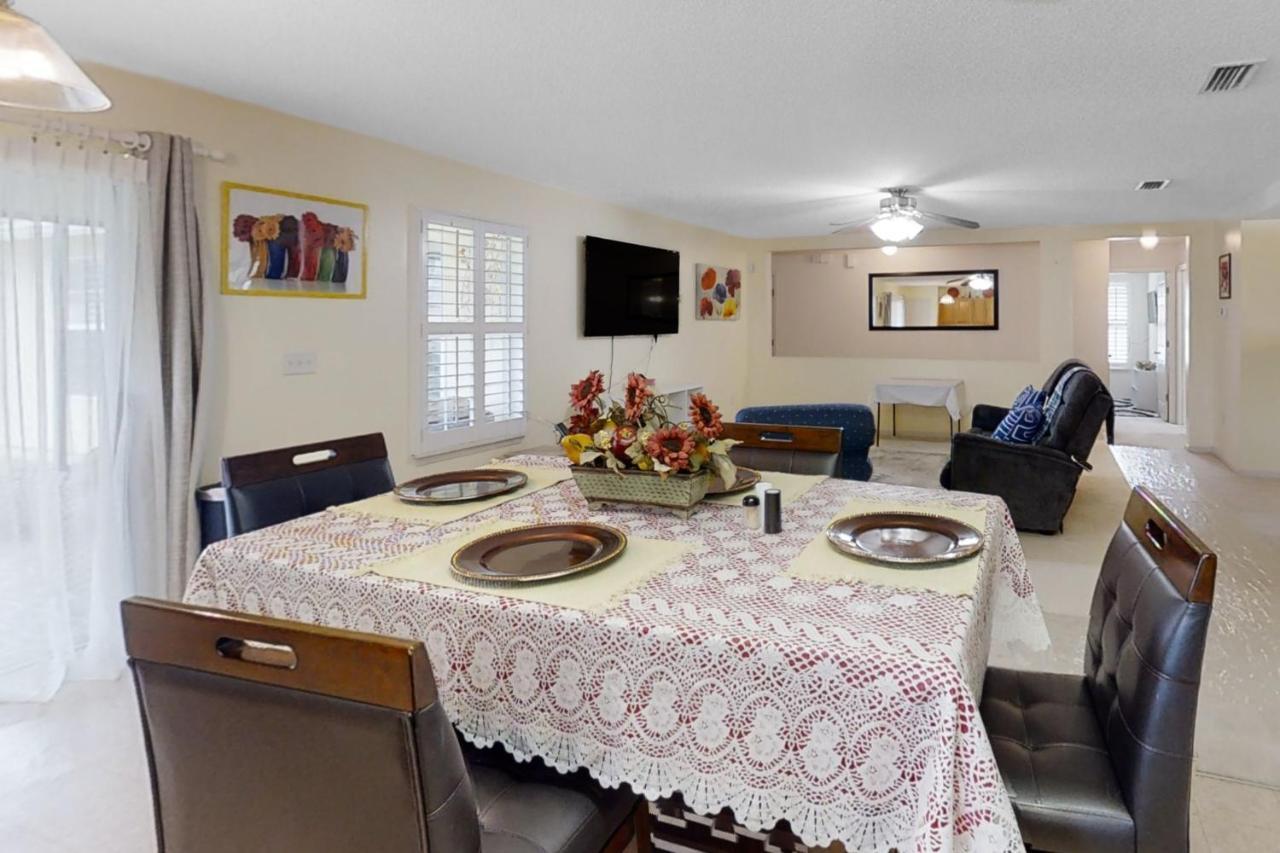 The Home On Tyson Lake Drive Jacksonville Exteriör bild